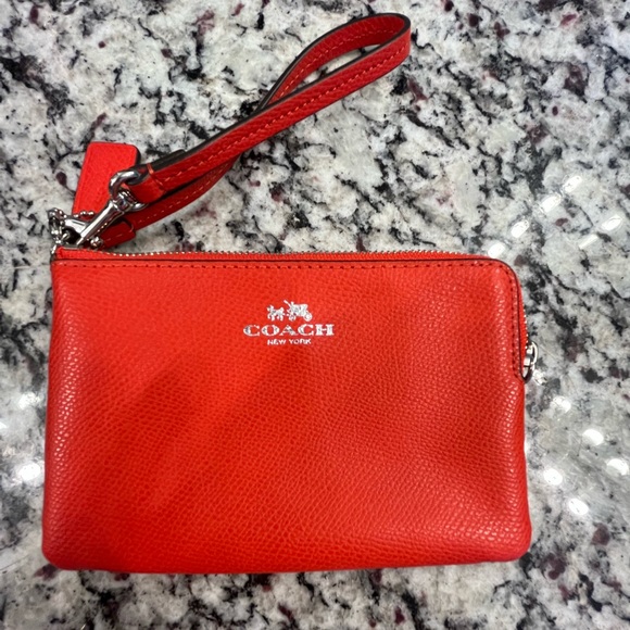 Coach wristlet - Picture 1 of 5